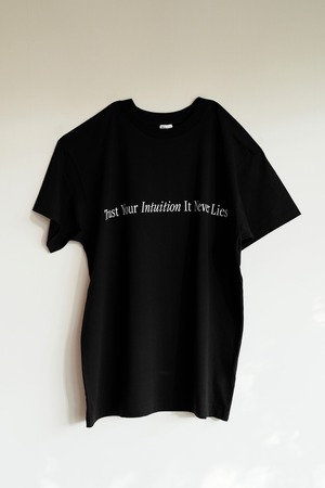 Intuition Boxy TEE / BLACK