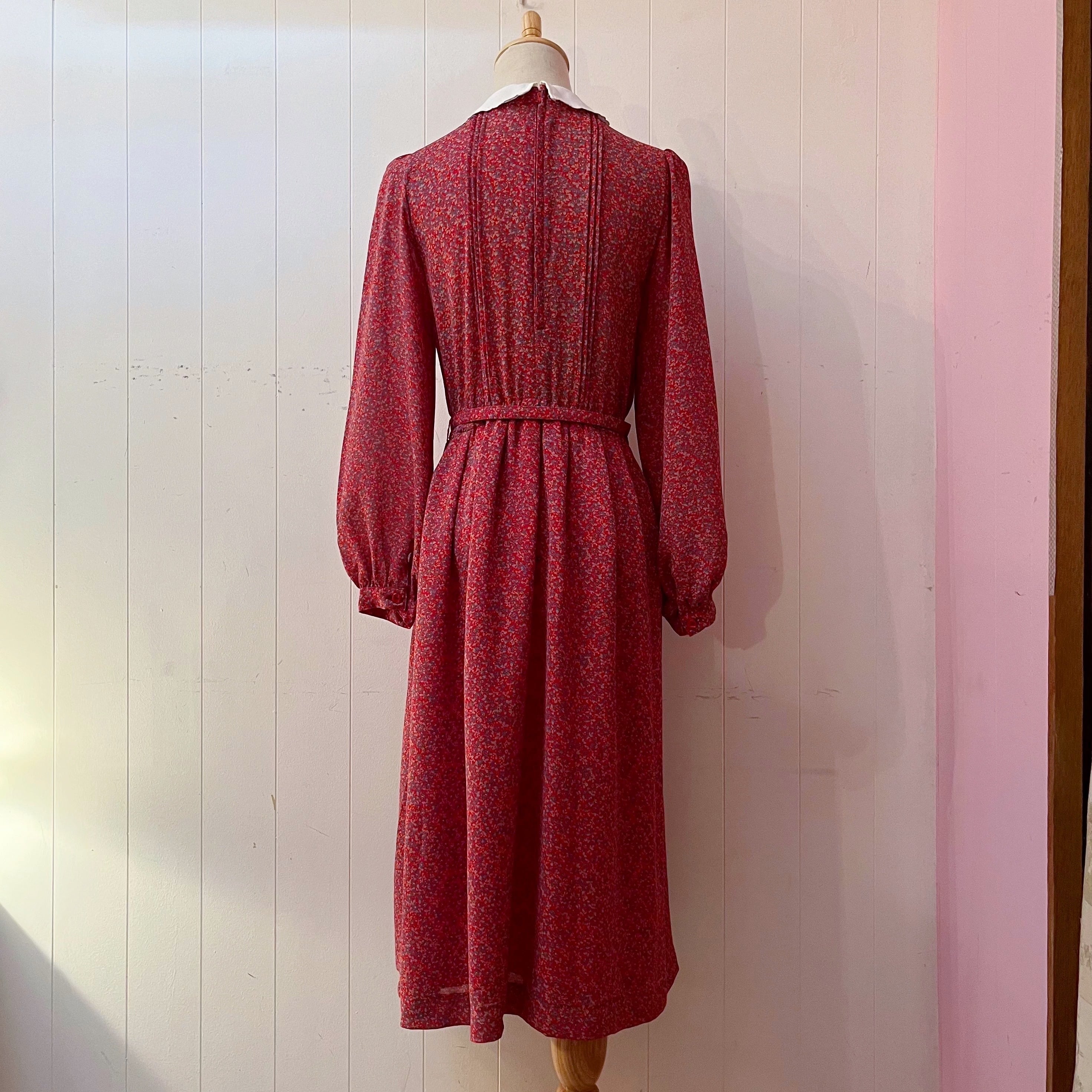 white scallop collar mini flower one-piece