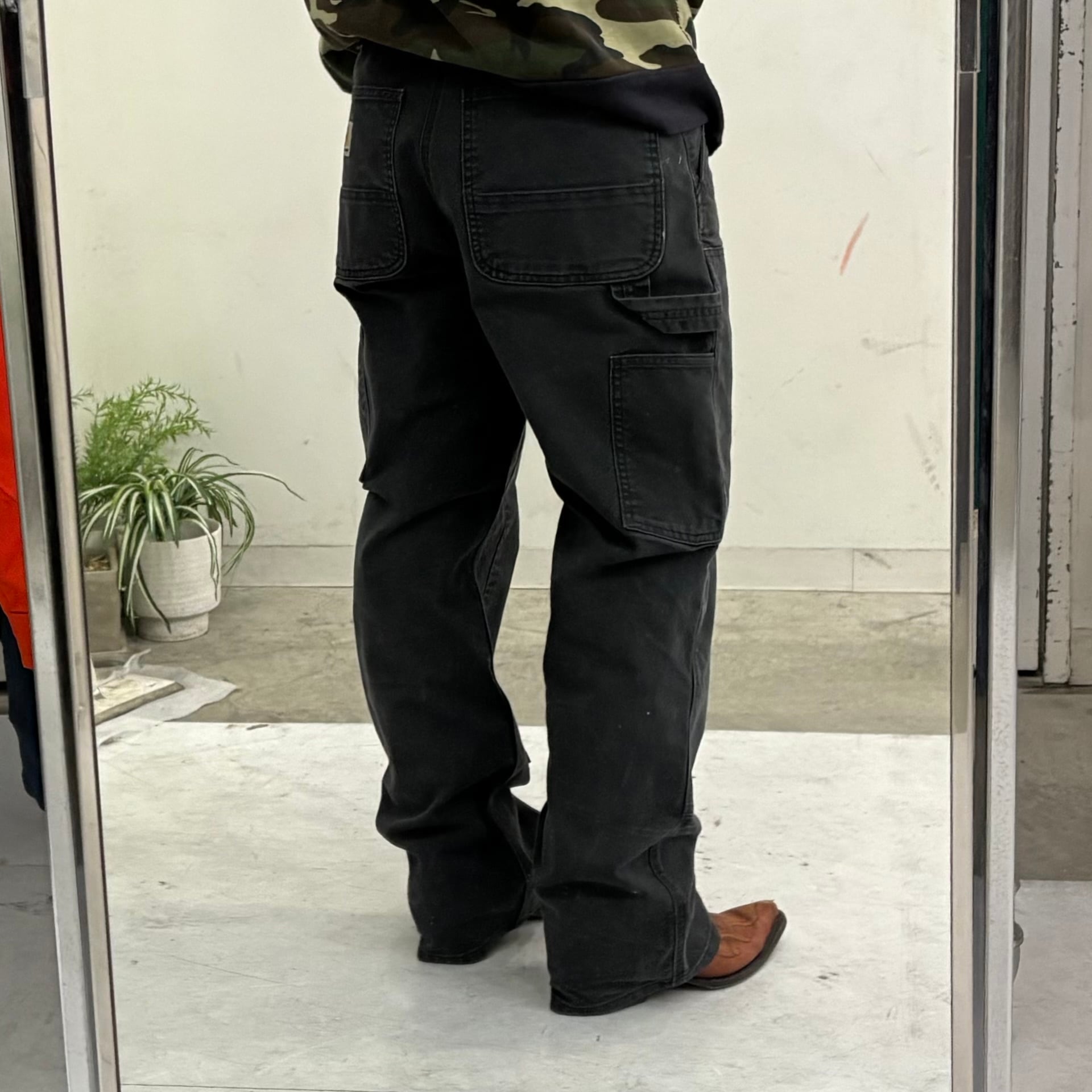 Carhartt/カーハート】ダブルニー W33 | 古着屋KAKAVAKA