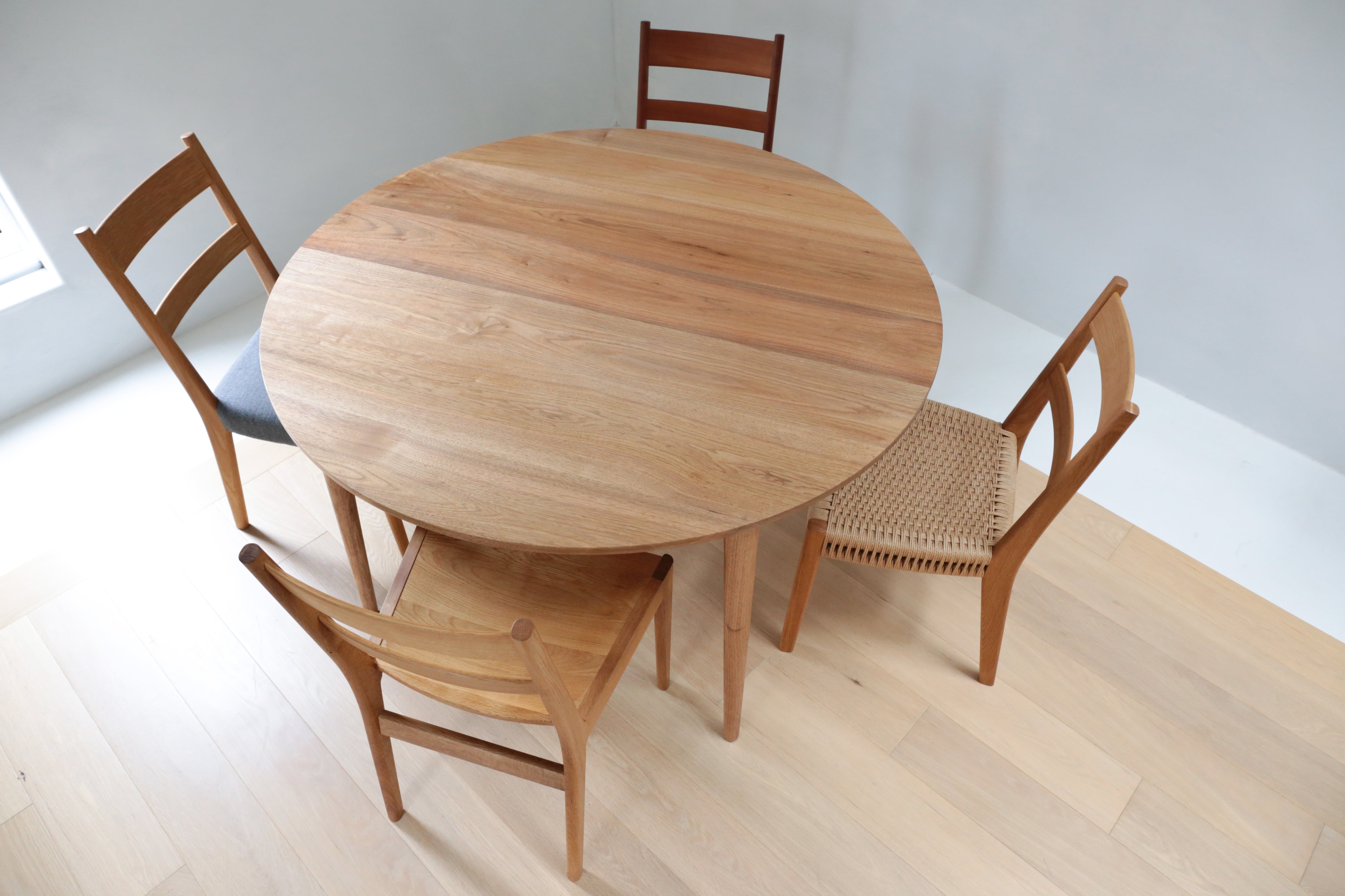 FDB Mobler ダイニングテーブル　丸テーブル　モブラー FDB Mobler ダイニングテーブル 丸テーブル モブラー