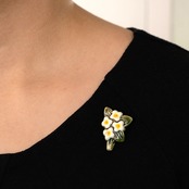 銀木犀　ブローチ