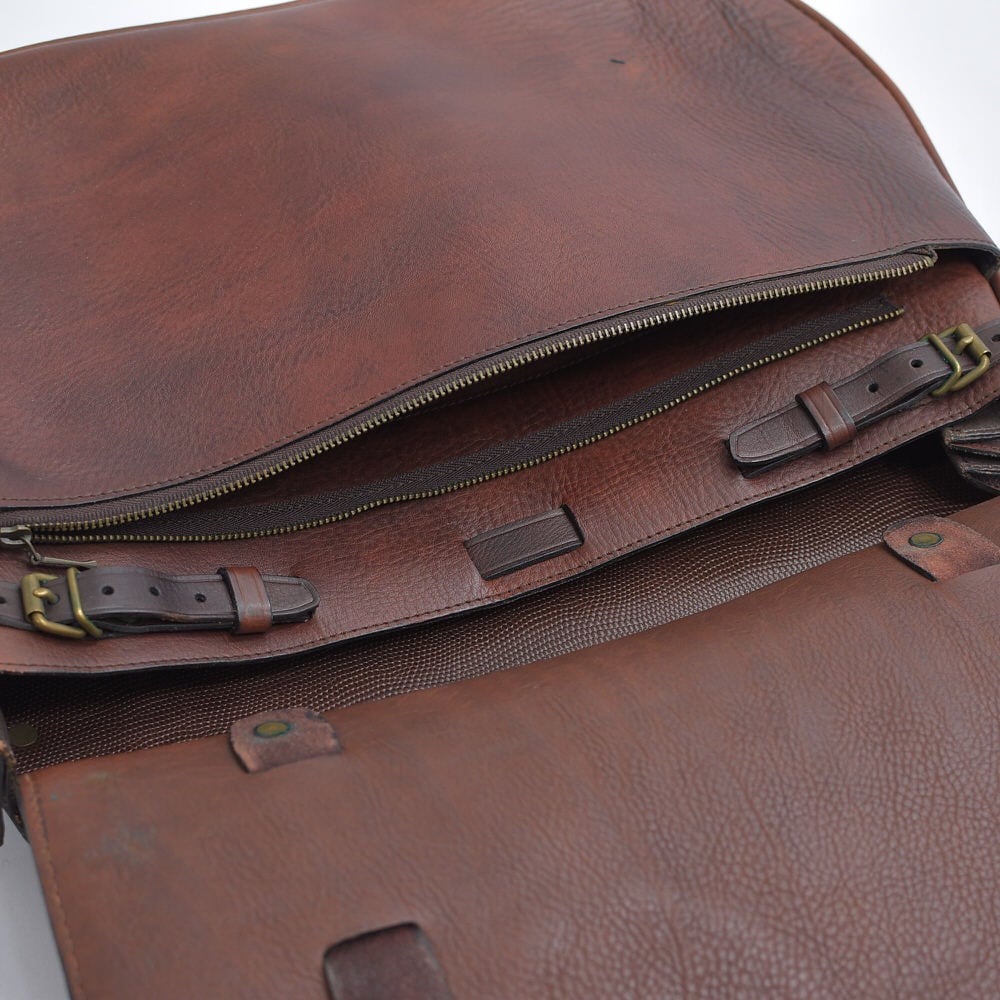 【USA製】ARLINGTON GREENE レザー　バッグ　ヴィンテージ USA製 Victoria Leather レザー ショルダーバッグ 緑系 サコッシュ