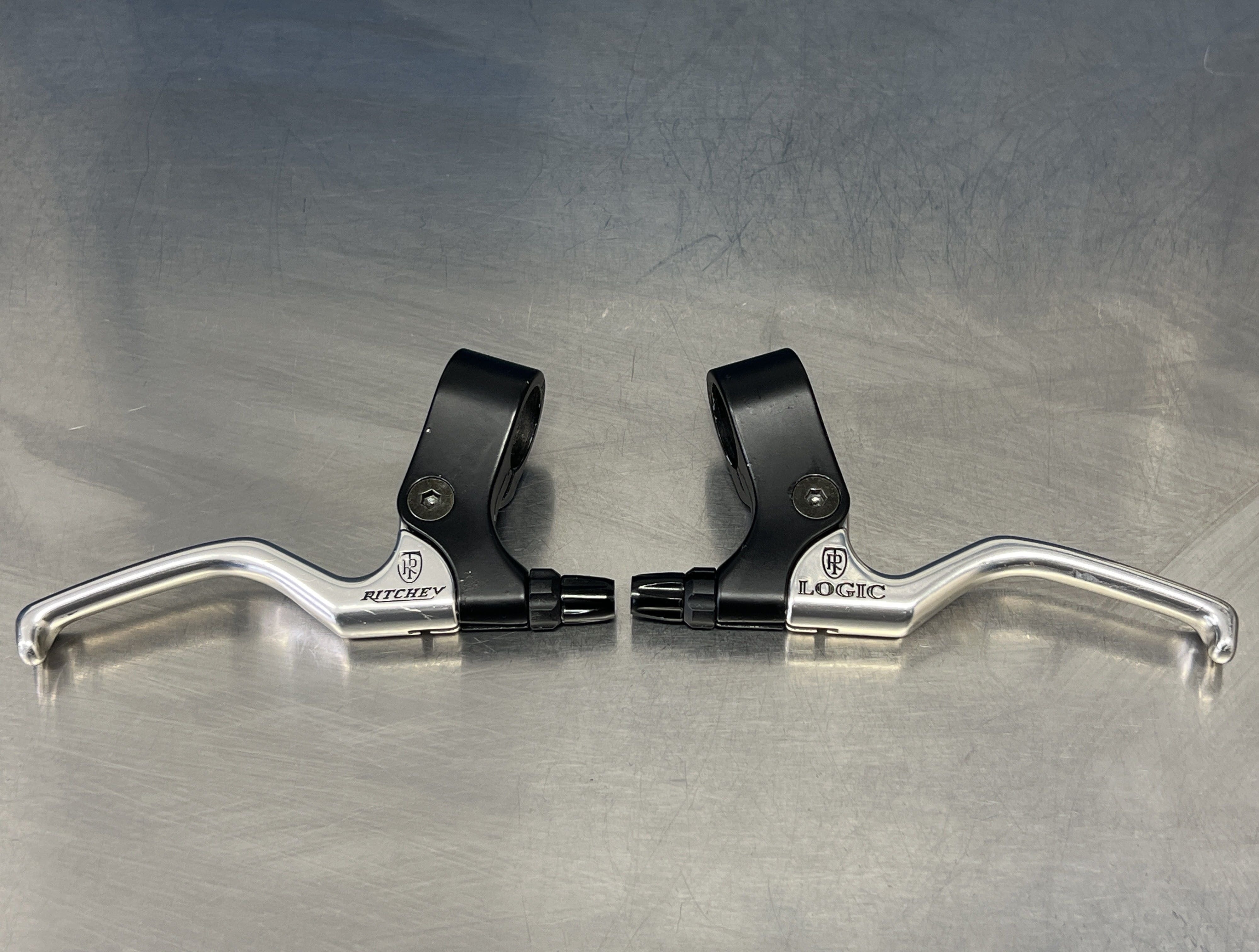 SHIMANO DEORE XT Brake Levers BL-M700 | CALI BIKES SC