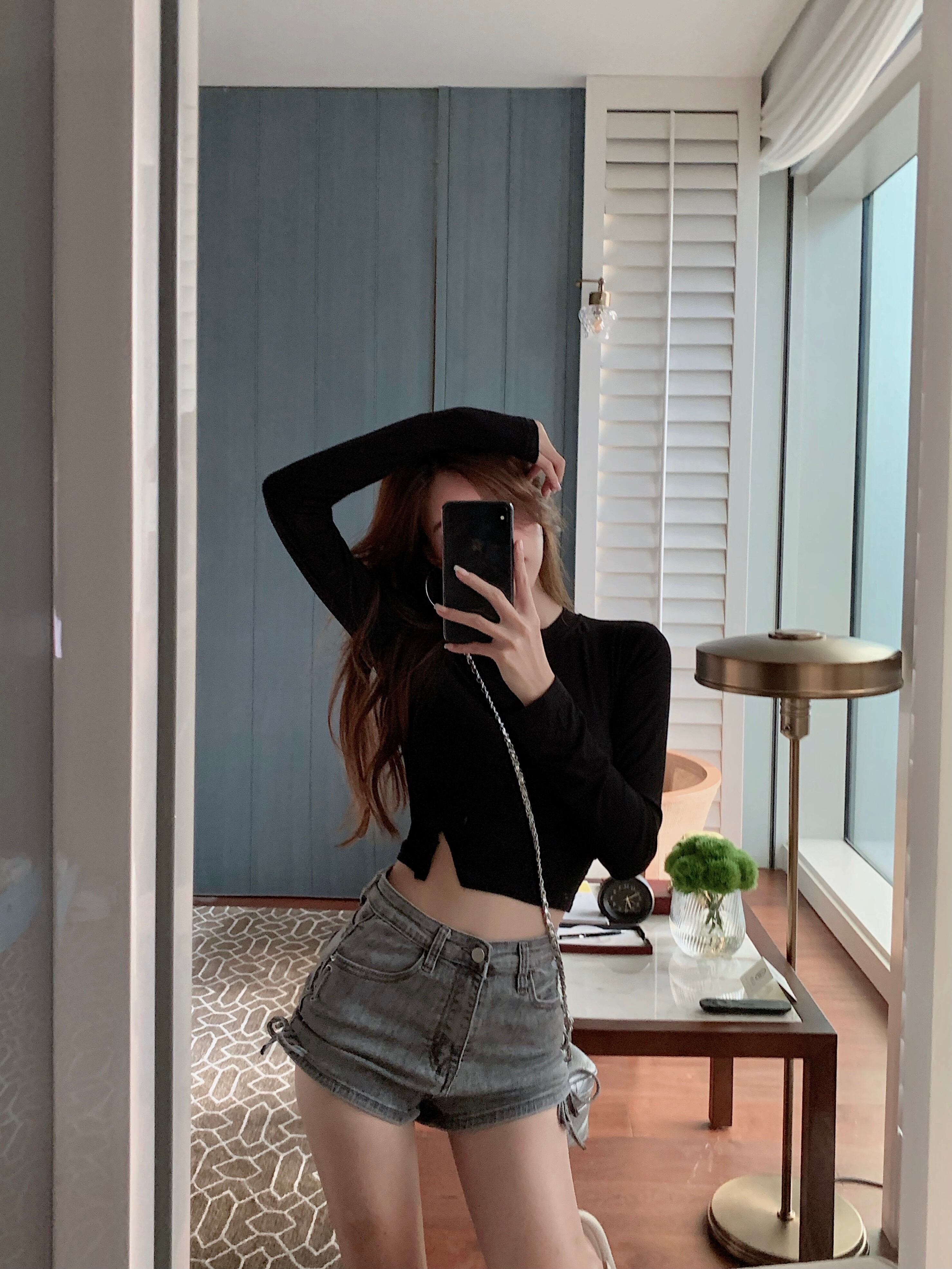 Tシャツ サマーショートスタイルブラックトップス 大人ガーリー スウィート キュート カジュアル 夏物 ブラックストロベリース74170471445