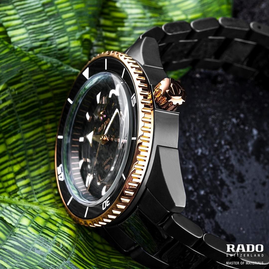 RADO ラドー】Captain Cook High-Tech Ceramic キャプテンクック 
