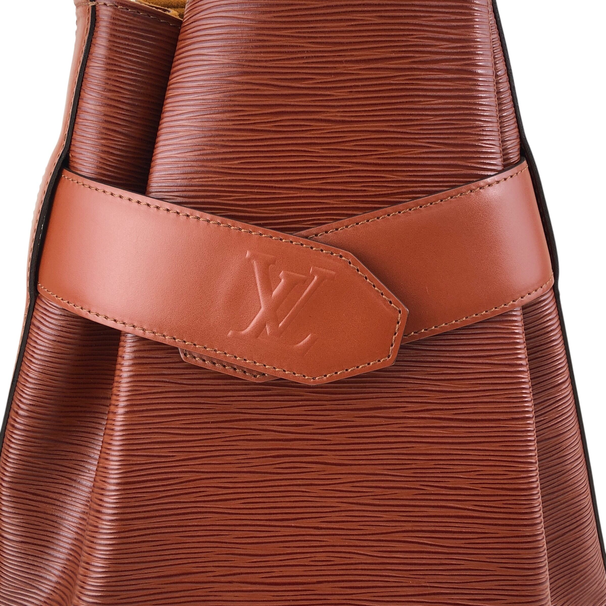 LOUIS VUITTON ルイヴィトン サックデポール エピ ショルダーバッグ