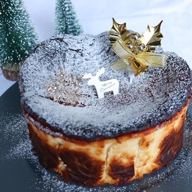 Christmas basque cheesecake - クリスマスバスクチーズケーキ