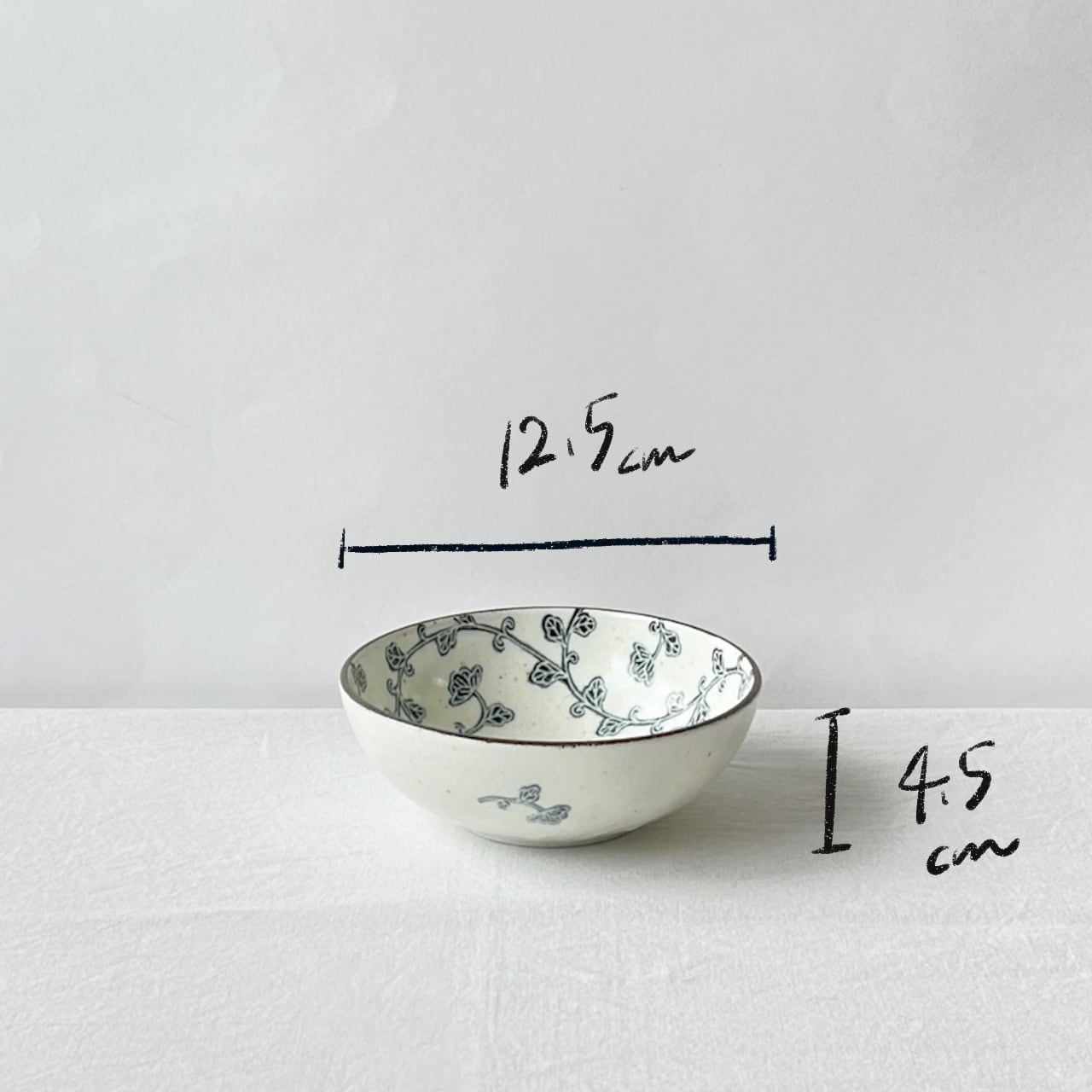 アンティーク唐草【小鉢】 | Kamani | 多治見で営む 美濃焼器のWebショップ
