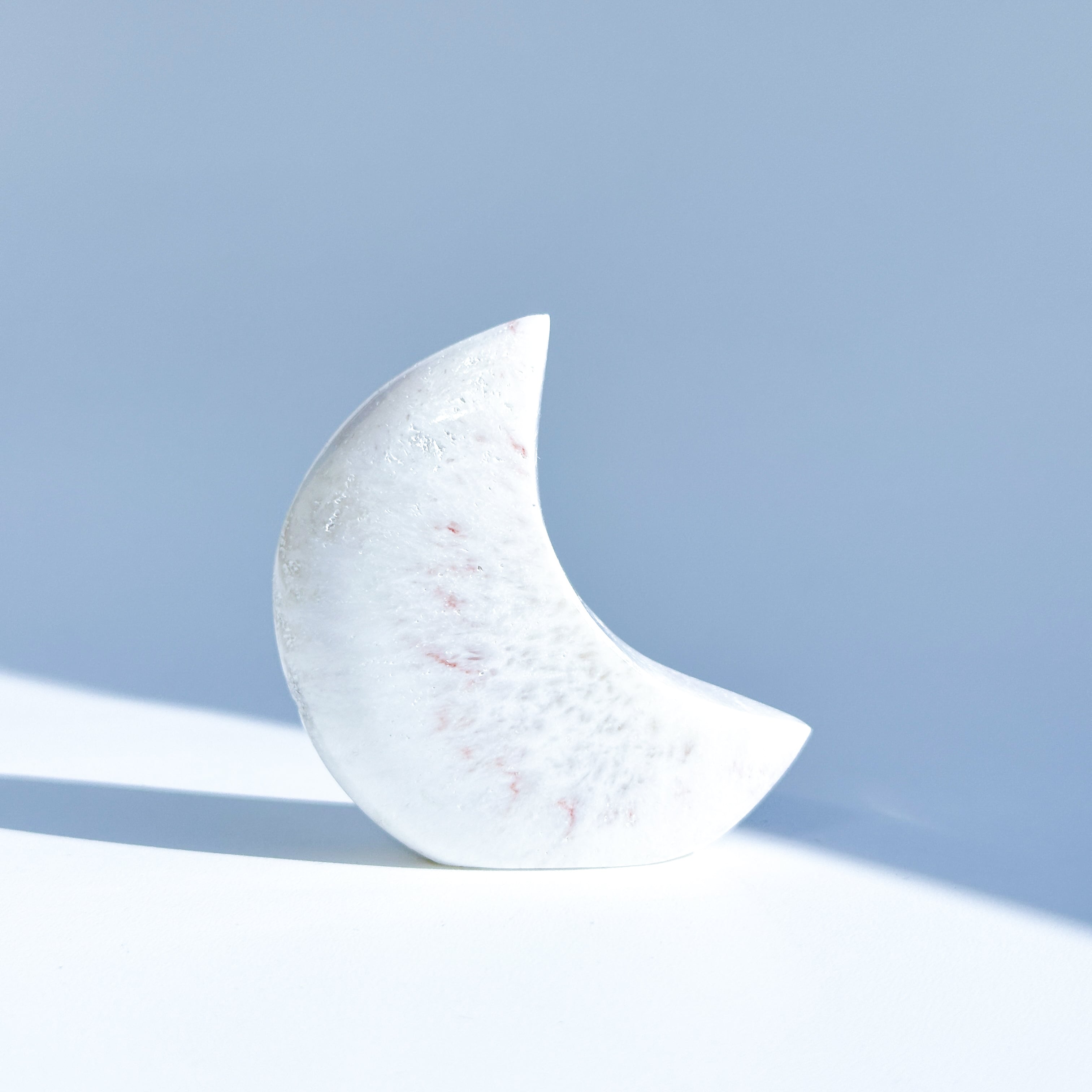 ホワイトスコレサイト 置き型 三日月 04◇ White Scolecite ◇ 天然石