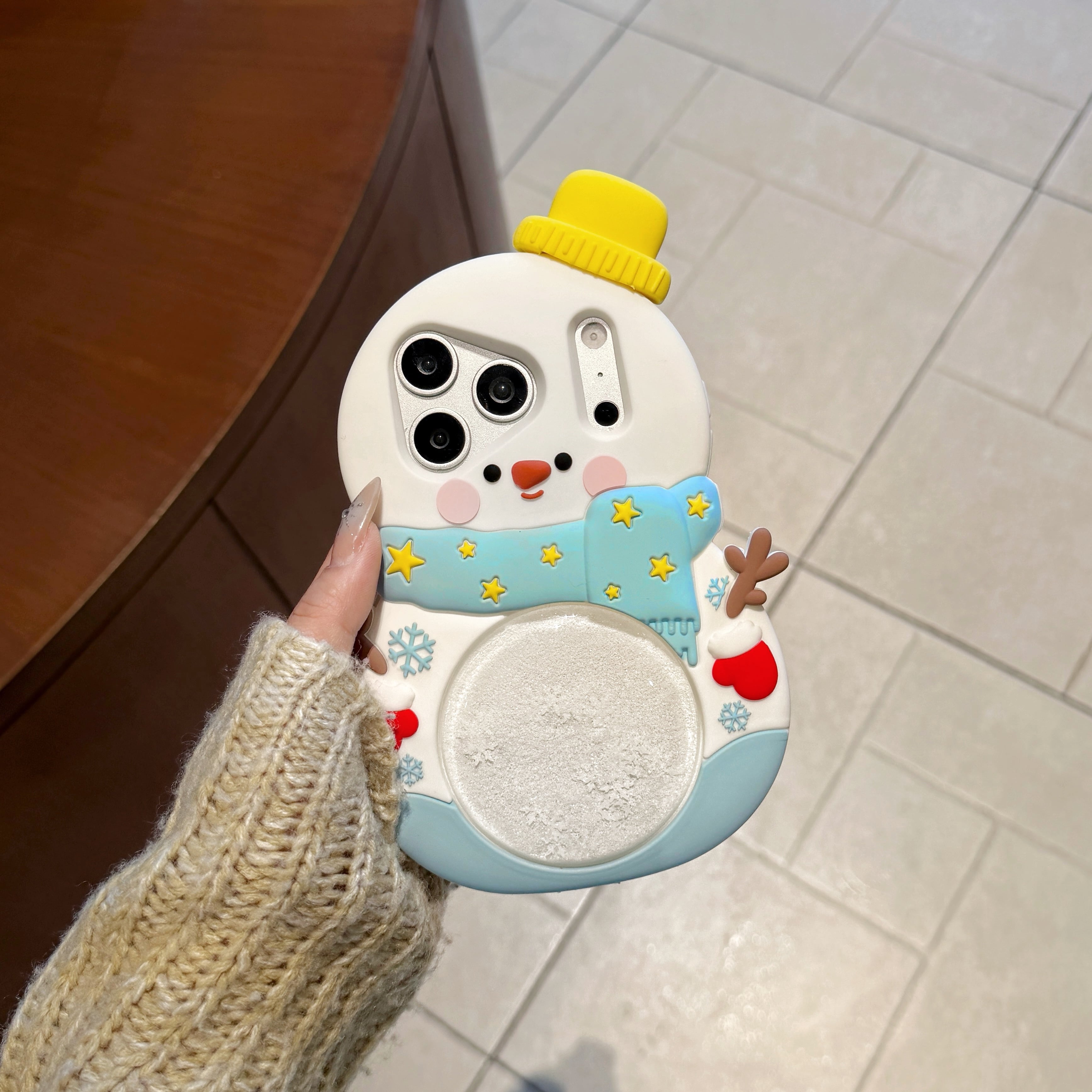 雪だるま iPhone 17 16 15 14 13 ケース グリッター シリコン かわいい