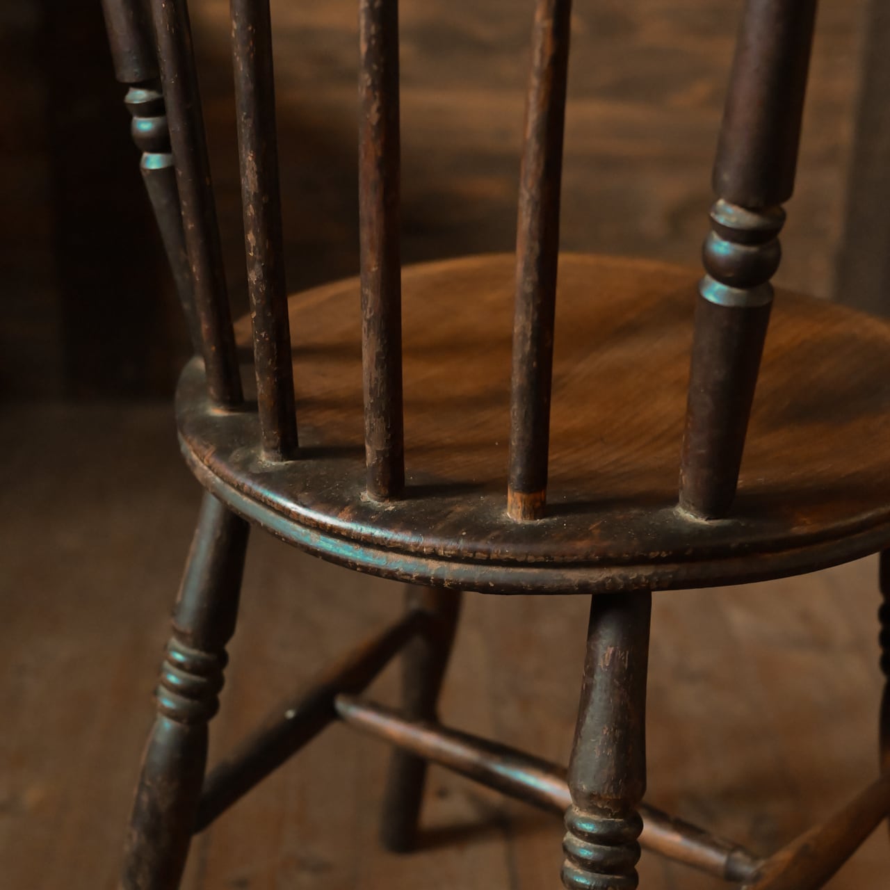 Ibex Chair / アイベックス チェア〈 キッチンチェア・ダイニング