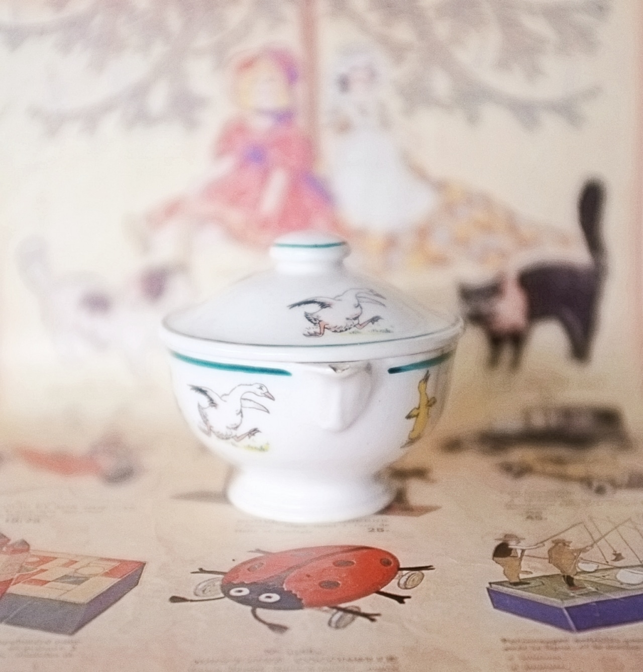 Creil et Montereau 子猫と子犬と小鳥と少年少女とスーピエールb ディネット クレイユモントロー