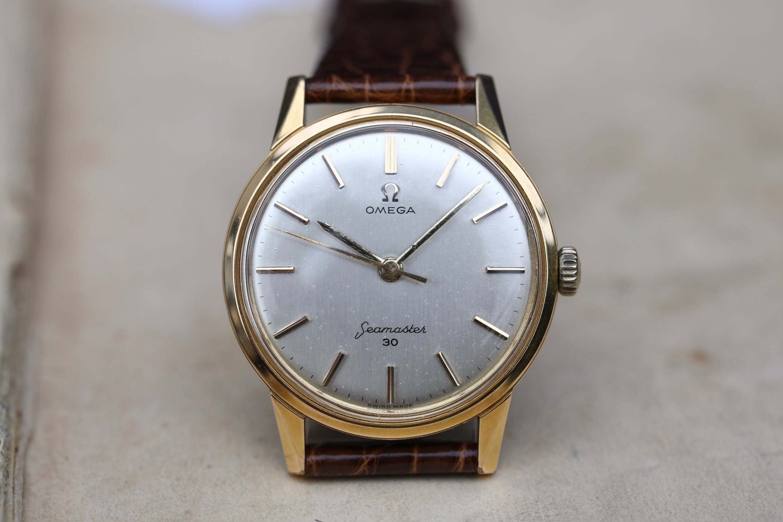 OMEGA】 1962年製 シーマスター30 ゴールド ヘアライン文字盤 手巻き