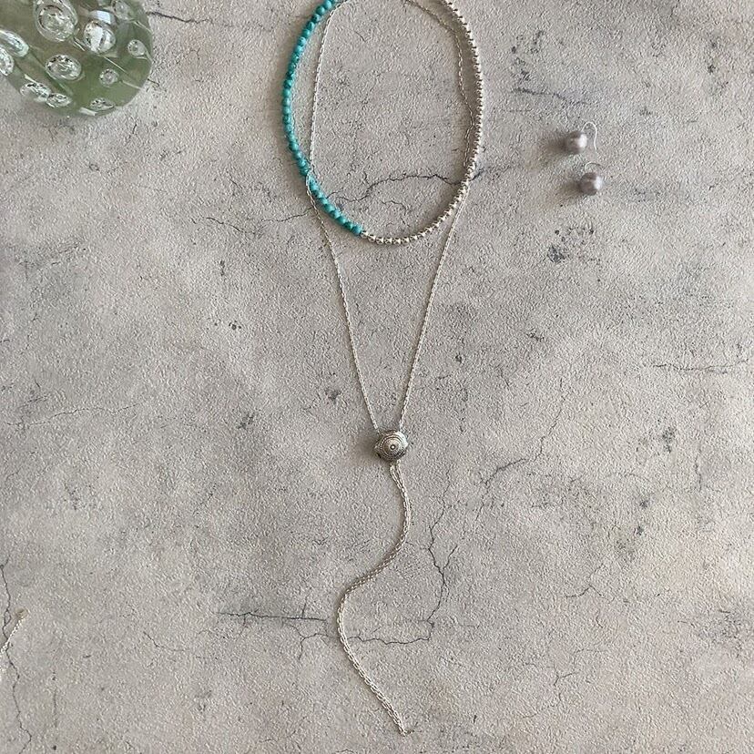 ターコイズ×シルバーボールネックレス | 上品なアクセサリー