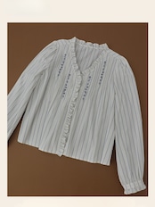 Poésie Bleue Embroidered Ruffle Blouse F0785