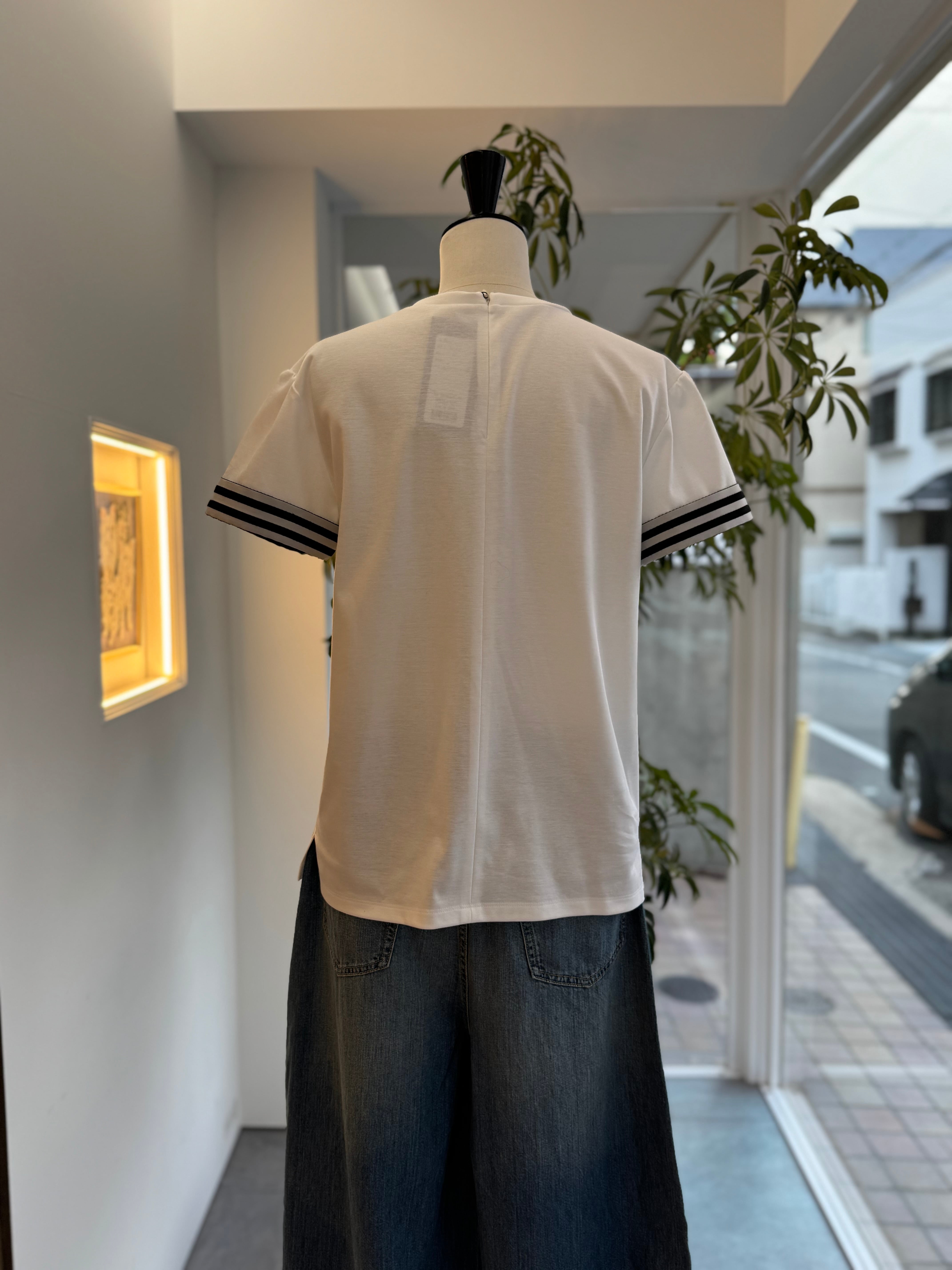 BORDERS at BALCONY BORDER CUFF TEE | FLICKA ASHIYA