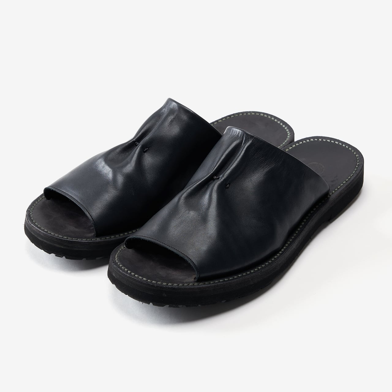 SHOES / BOOTS | SUS-SOUS