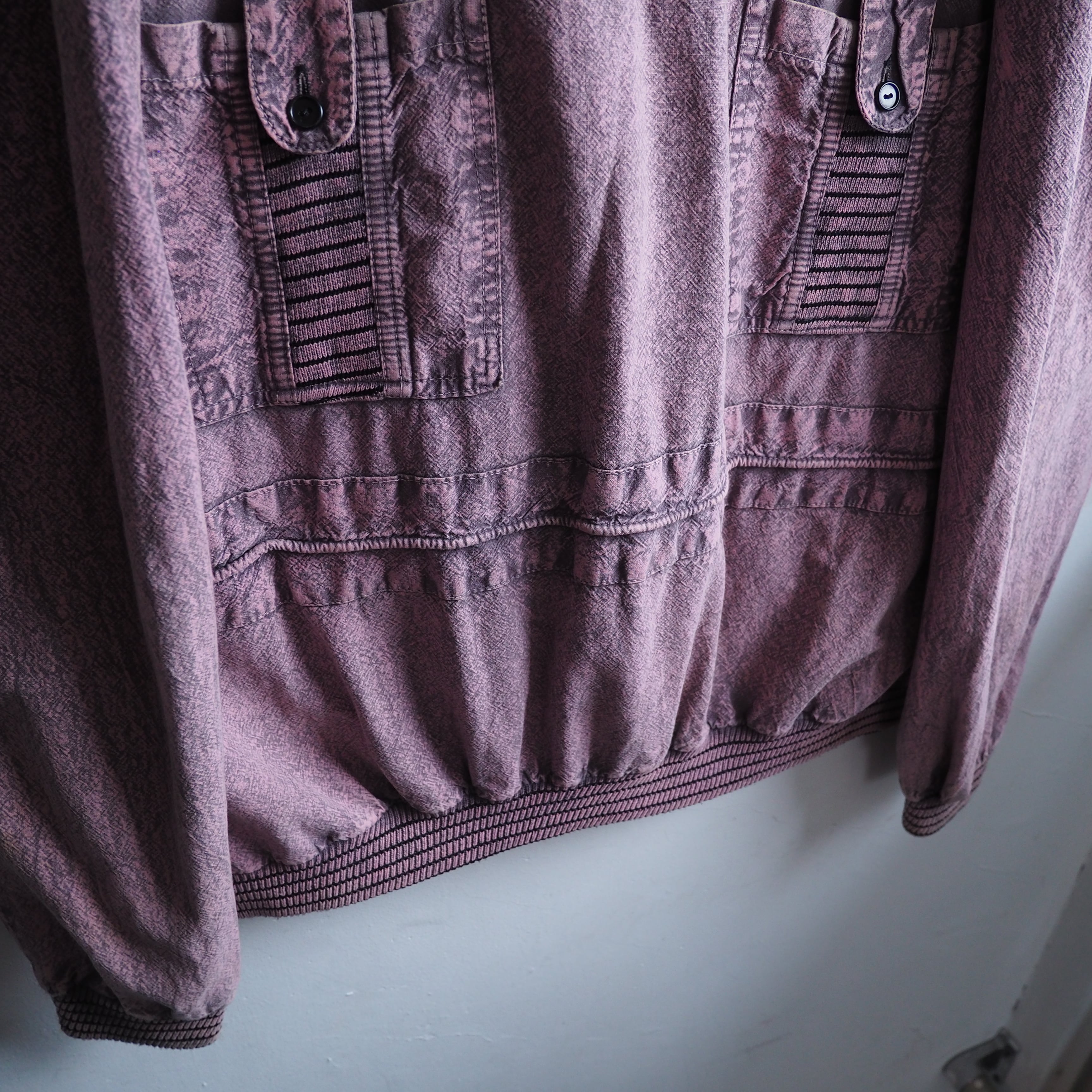 1990s Beautiful Thin pink staining vintage loose pull over shirt