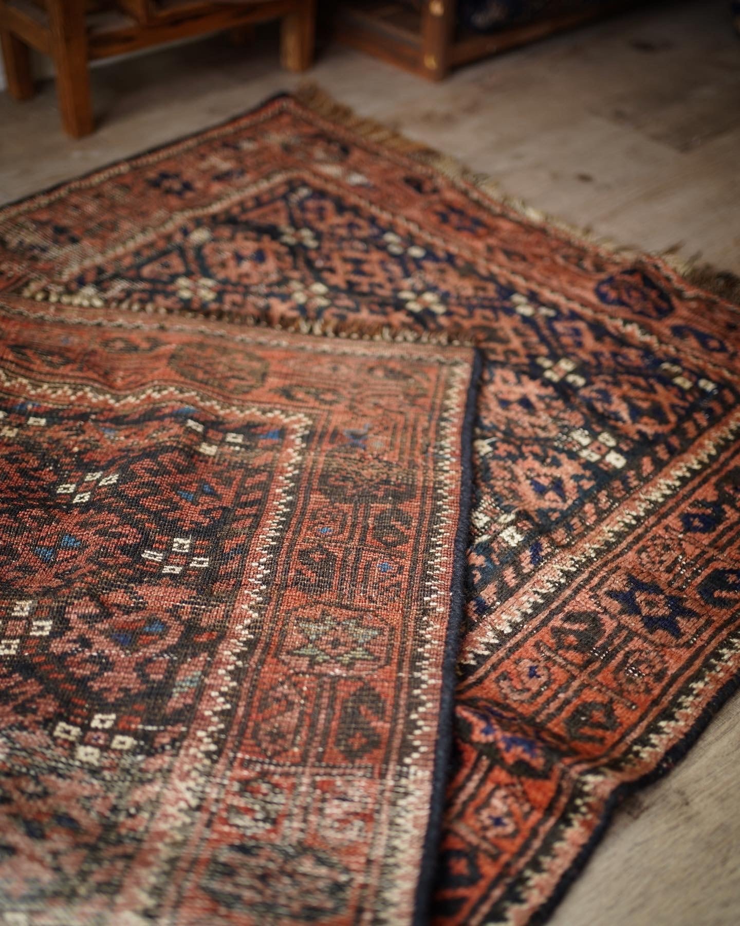 ラグ・カーペット sistan baluch rug 081】Semi Antique Sistan Baluch rug 1940's | ヴィンテージ