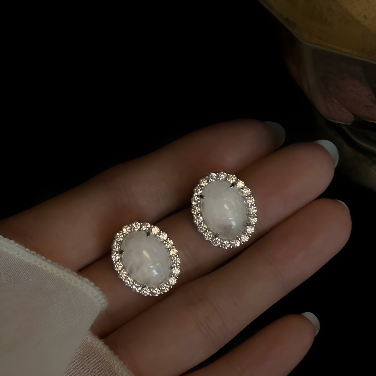 Cracked ice crystal silver stud earrings【H00038】