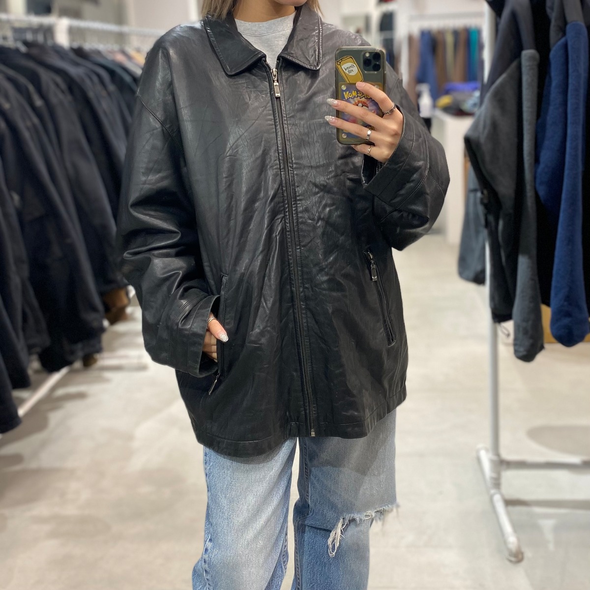 used leather jacket SIZE one day store