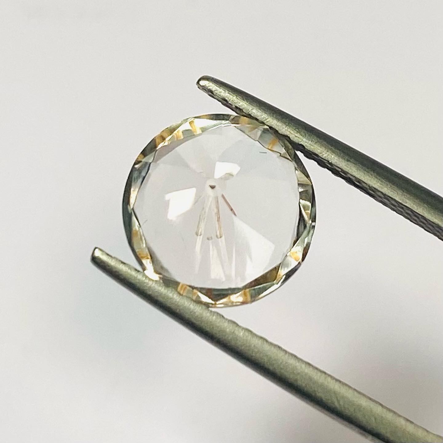 茶柱カット!?ルチルクオーツ