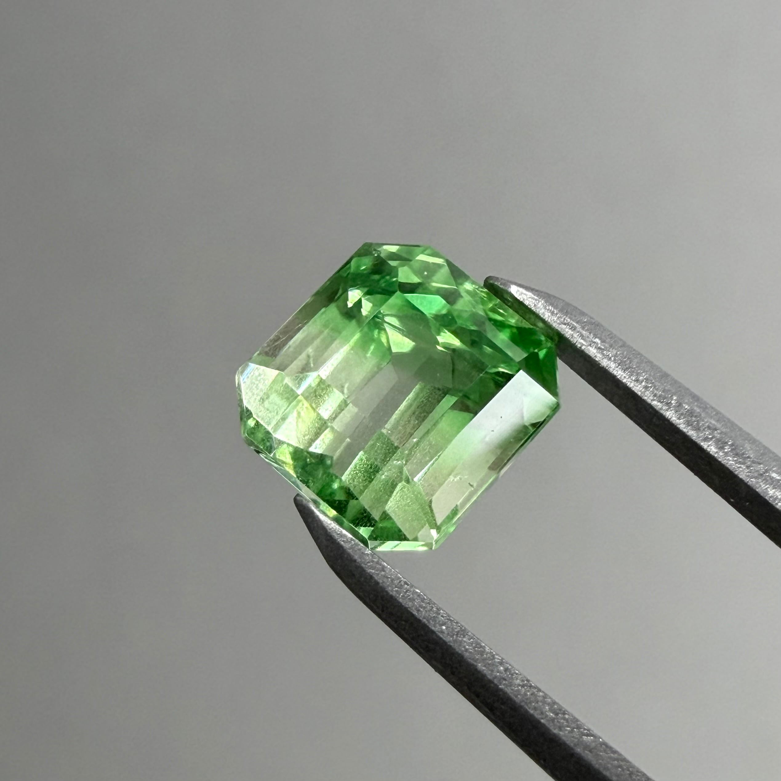 ブルースピネル1.09ctNatural blue Spinel 日本宝石ソー付 【公式通販】