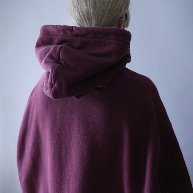 "Champion" bordeaux color over silhouette reverse wave sweat parka