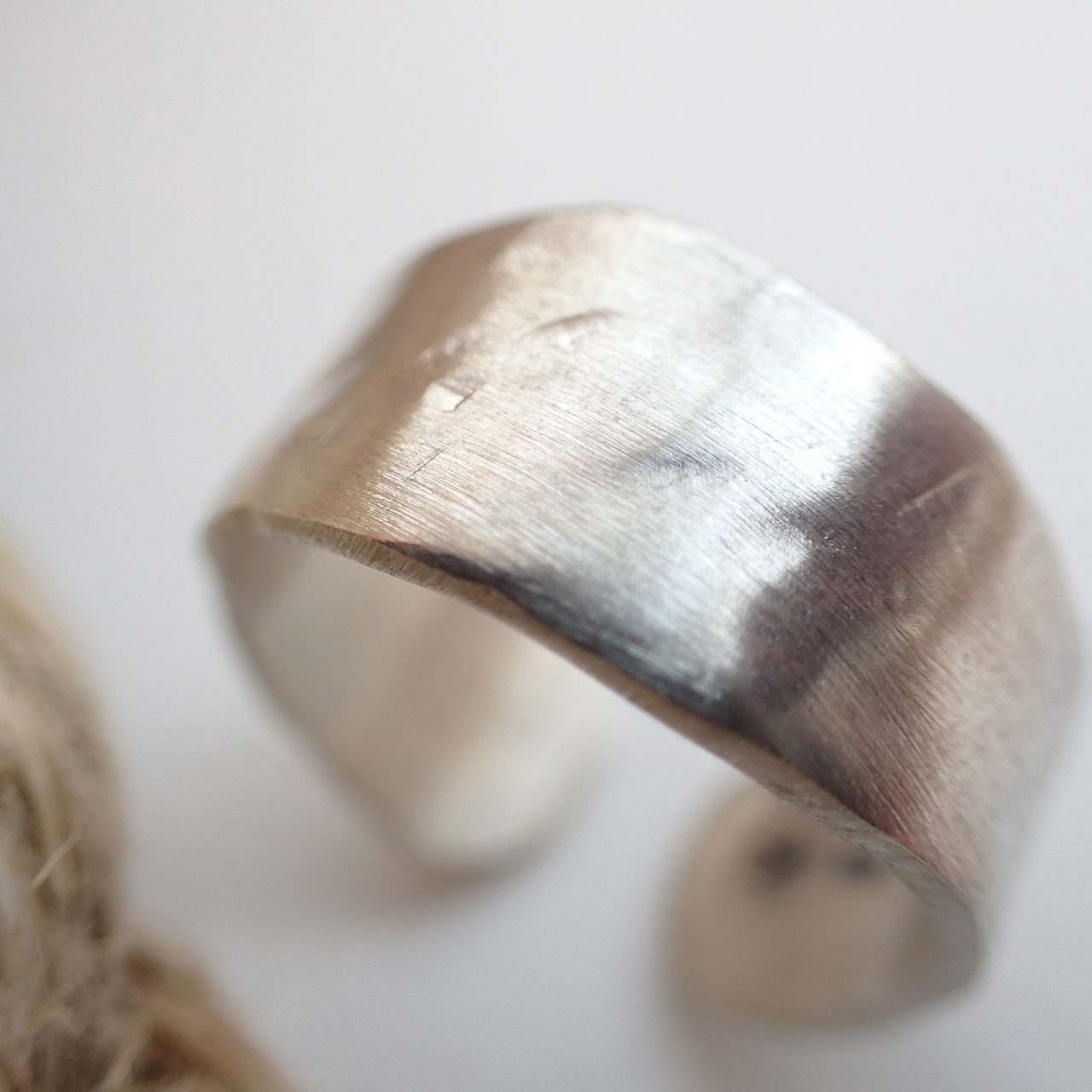 Hammered Rough Open Ring(10mm)　