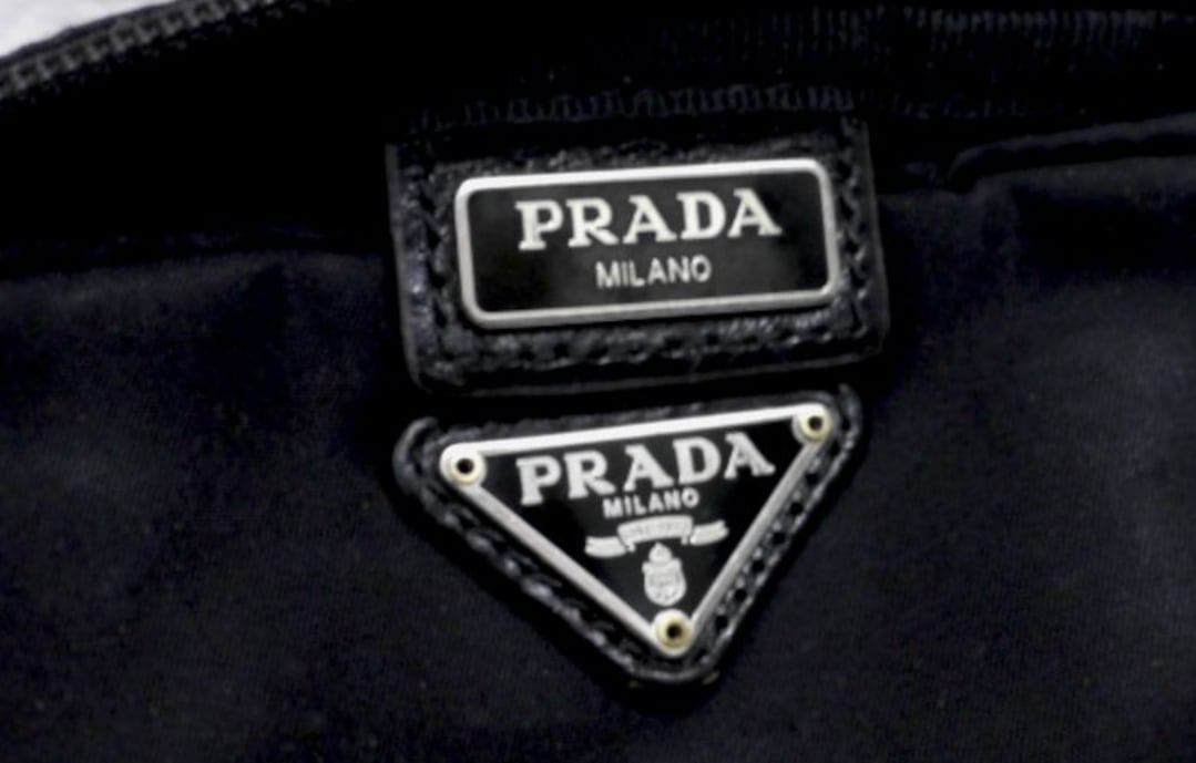 PRADA  チェーンショルダーポーチ ブラック 中古・古着通販】PRADA (プラダ) チェーンショルダーバッグ ブラック