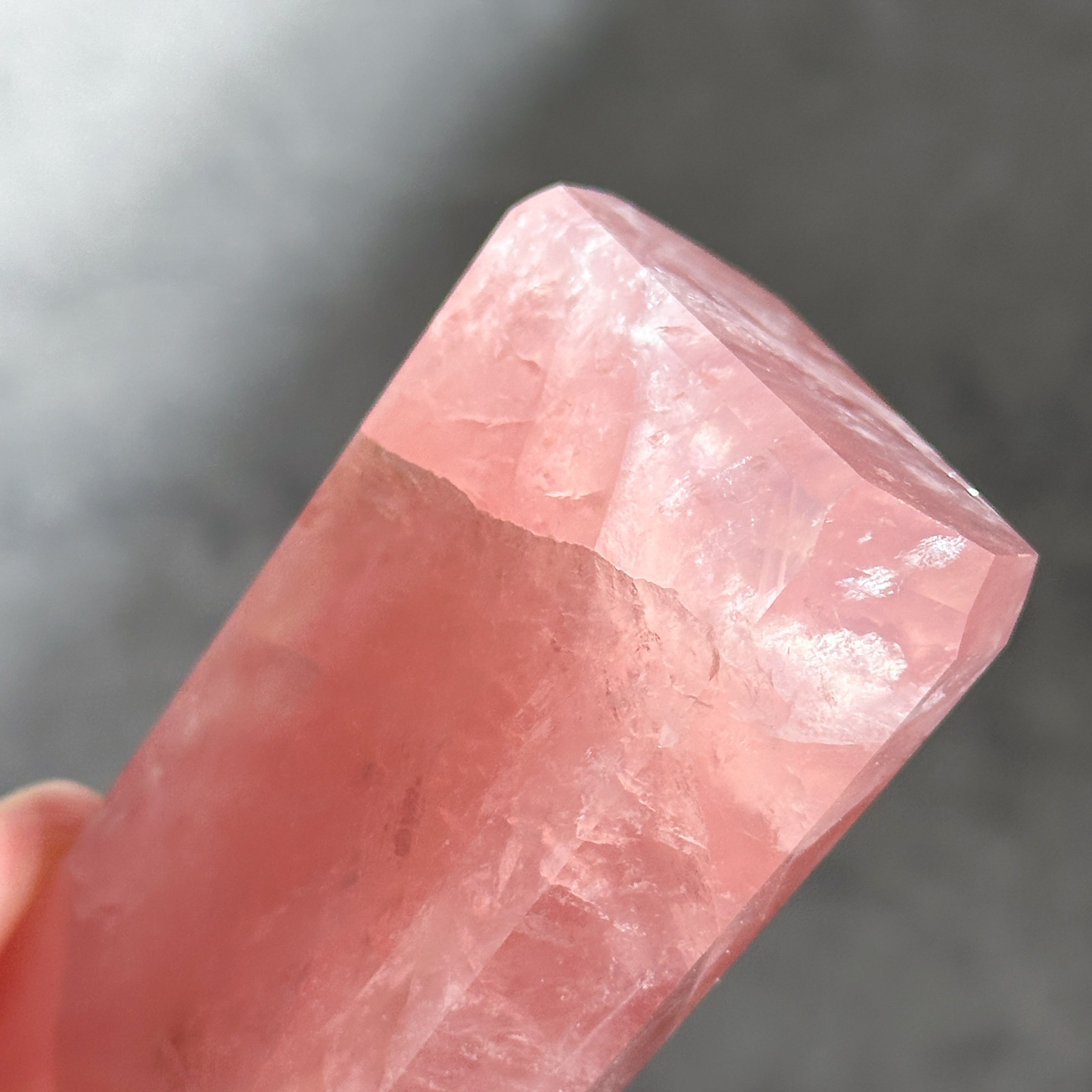 高品質 ローズクォーツアンク♡♡No.1963 Big【高品質】バイーア産ローズクォーツ タワー12◇ Rose Quartz