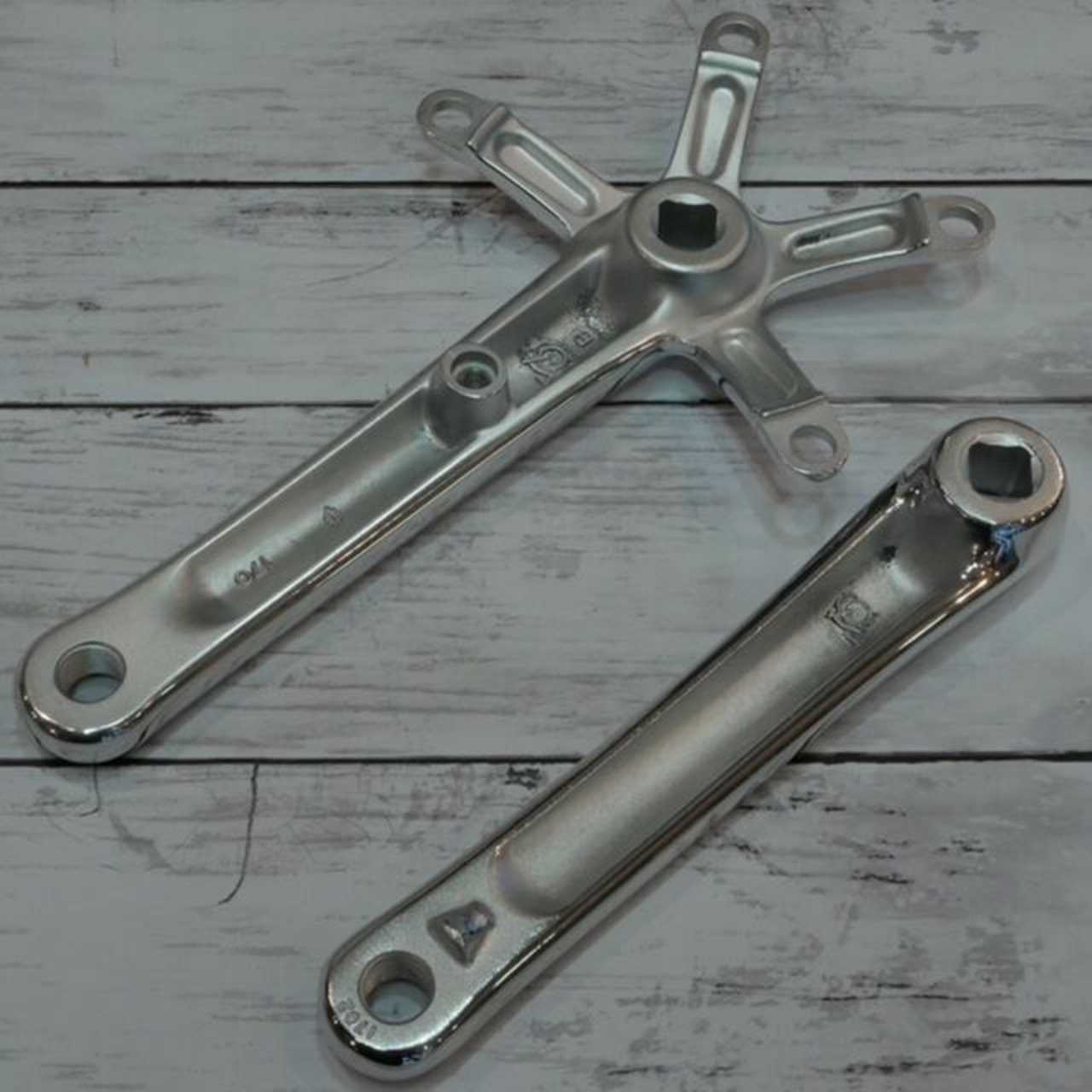 【ポリッシュ加工品】BROMPTON純正クランクセット(現行品)