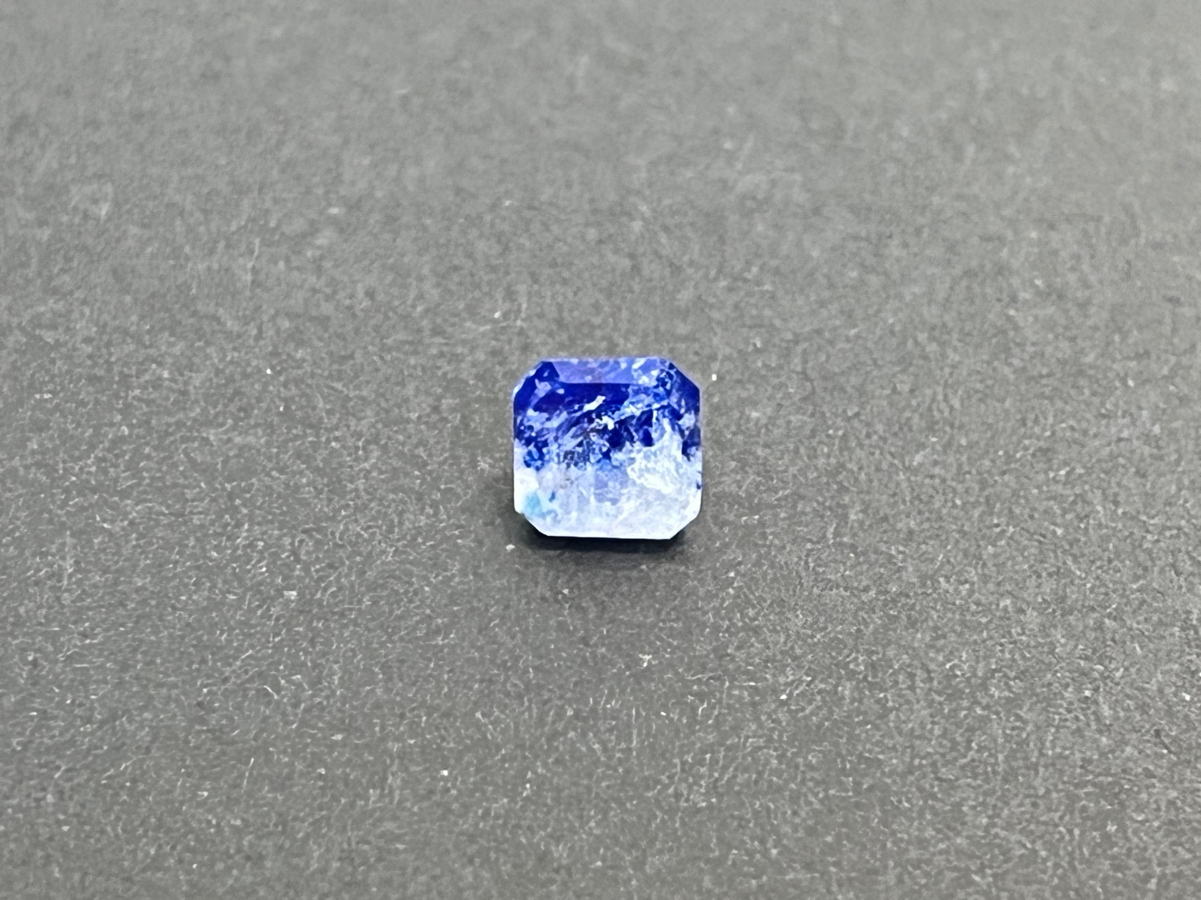 天然石グリーンアウイナイトラズライトインソーダライト