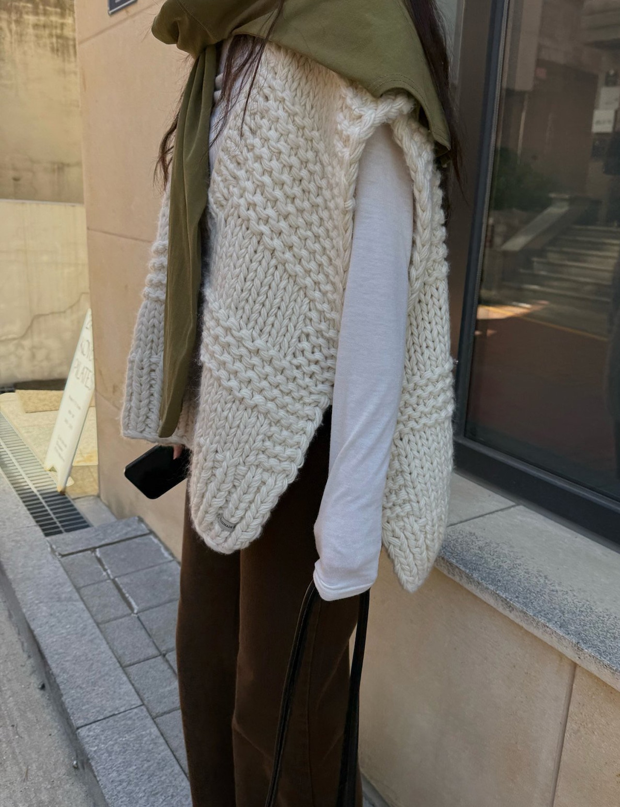 【新作5%OFF・3日間】Hand-Made Deep-Uneck Vest_2colors