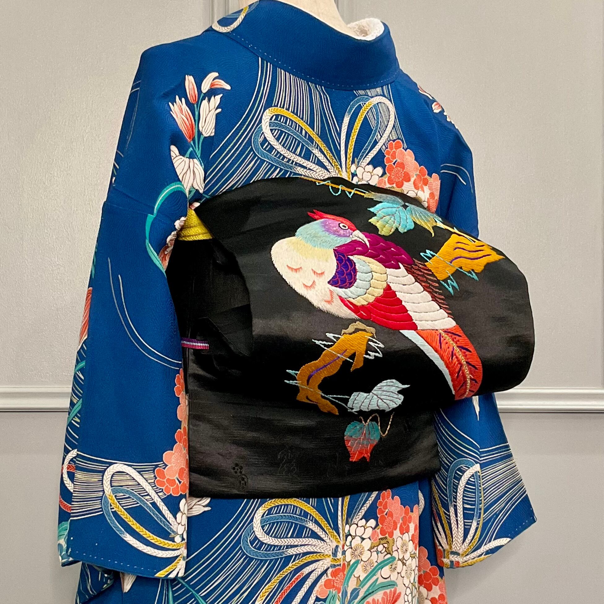 はっち！新品未使用❣️九寸名古屋帯 葡萄の葉の刺繍…逸品金糸が豪華 はっち！新品未使用❣️九寸名古屋帯 葡萄の葉の刺繍…逸品金糸