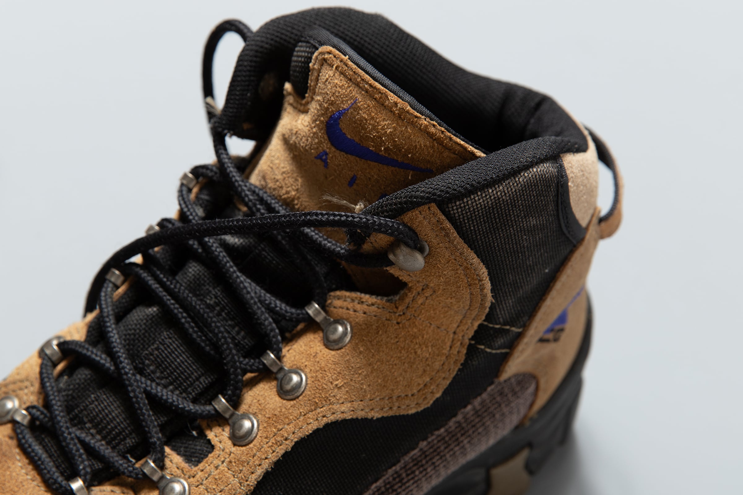 NIKE ACG AIR LAHAR オリジナル 95' NIKE ACG AIR LAHAR MID | PLAYGROUND | スニーカーショップ