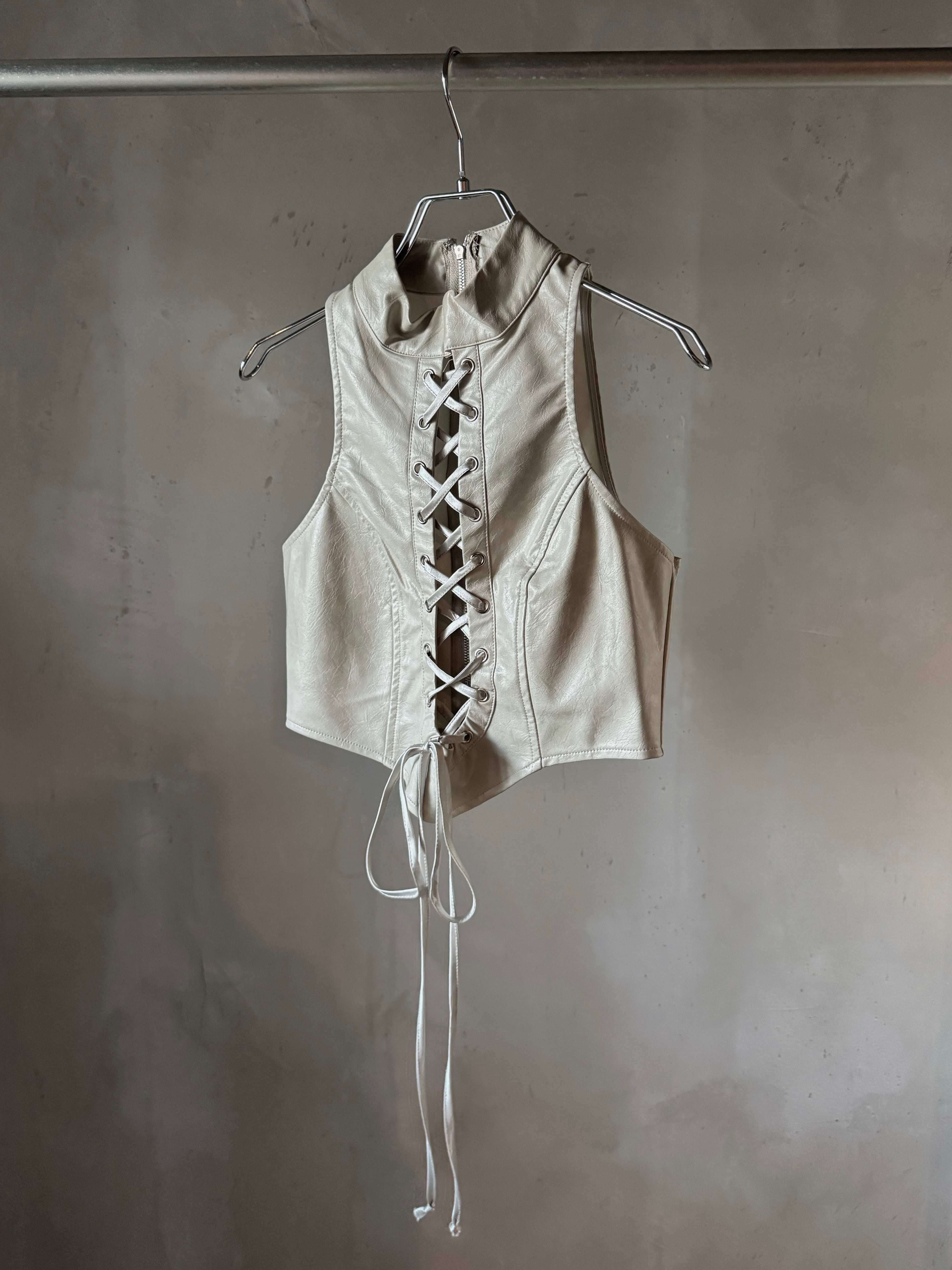 eco leather lace up ribbon sleeveless (Bill vintage)