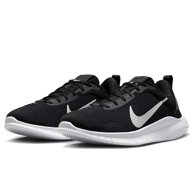 NIKE Zoom Rival Distance Black/Metallic Silver/Dark Smoke Grey