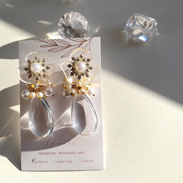 ◇C-3 クリアフラワーイヤリング