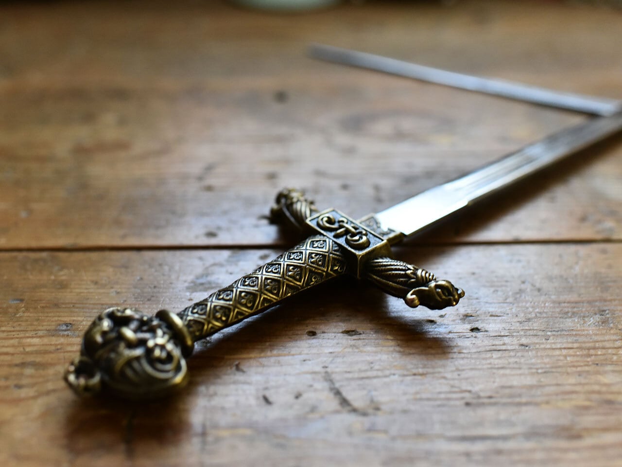 剣を型どった素敵なペーパーナイフ(大) フレンチアンティーク