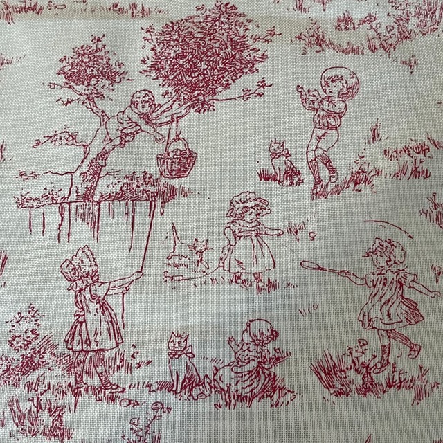 Vintage  Fabric生地　トワルドジュイ調キッズ柄　約55×45cm