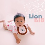 Lion bib