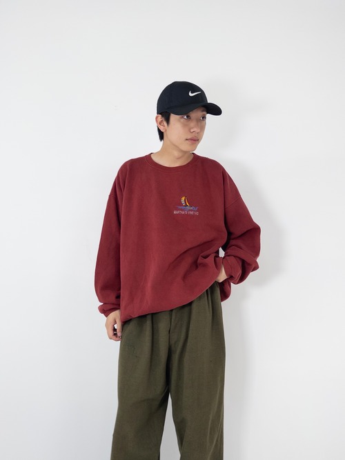 90s Embroidery sweat