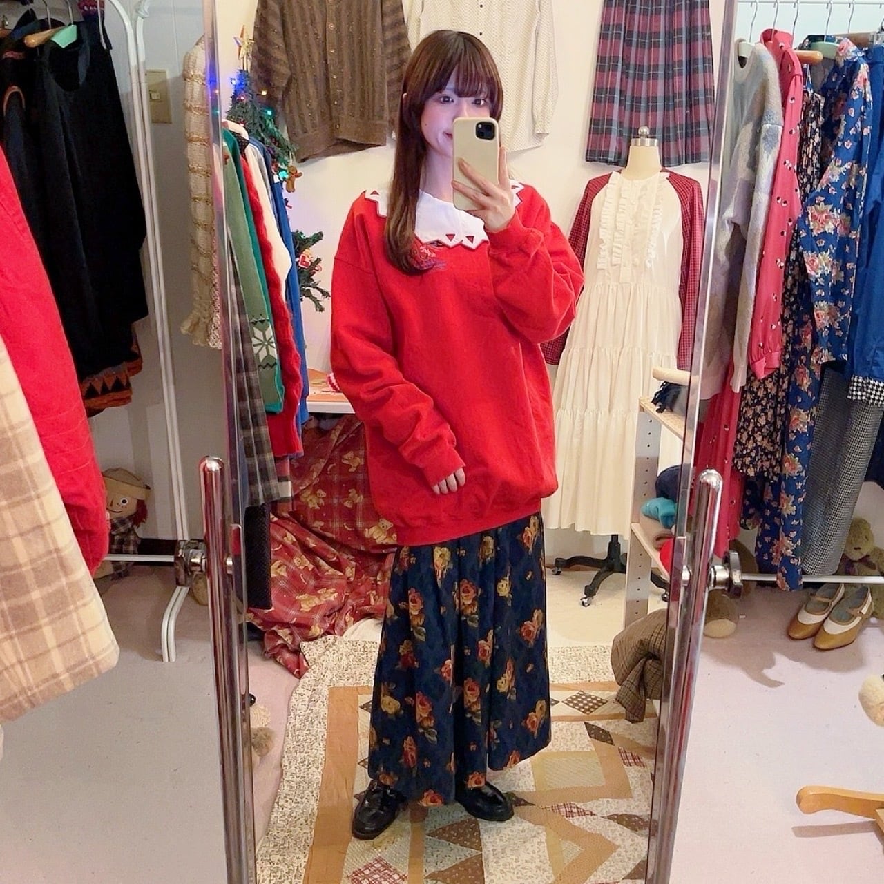 red heavy weight sweat