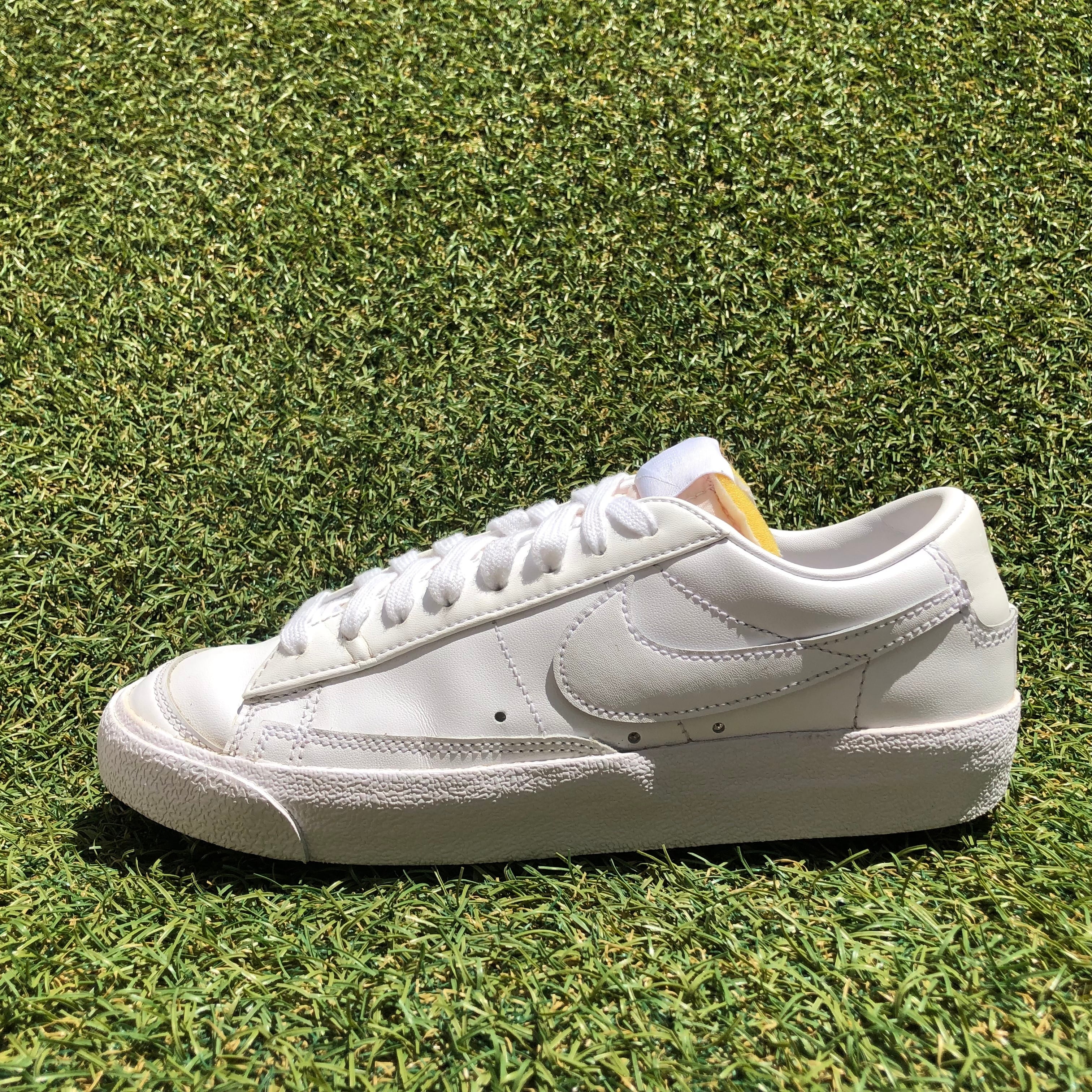NIKE BLAZER LOW '77 ナイキ ブレザーロー '77 HT497