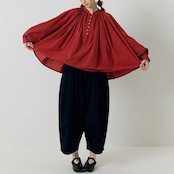 【2color】さりげないディテールが可愛い、バック刺繍入りドルマンスリーブシャツ P0049