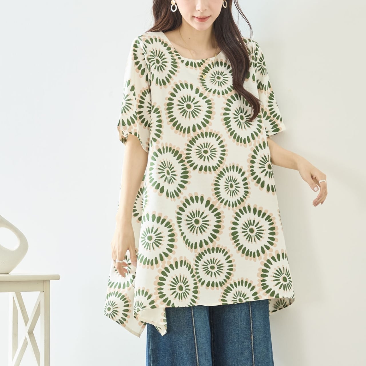 新作][TRUBE]サークルフラワープリントTシャツ チュニック 半袖