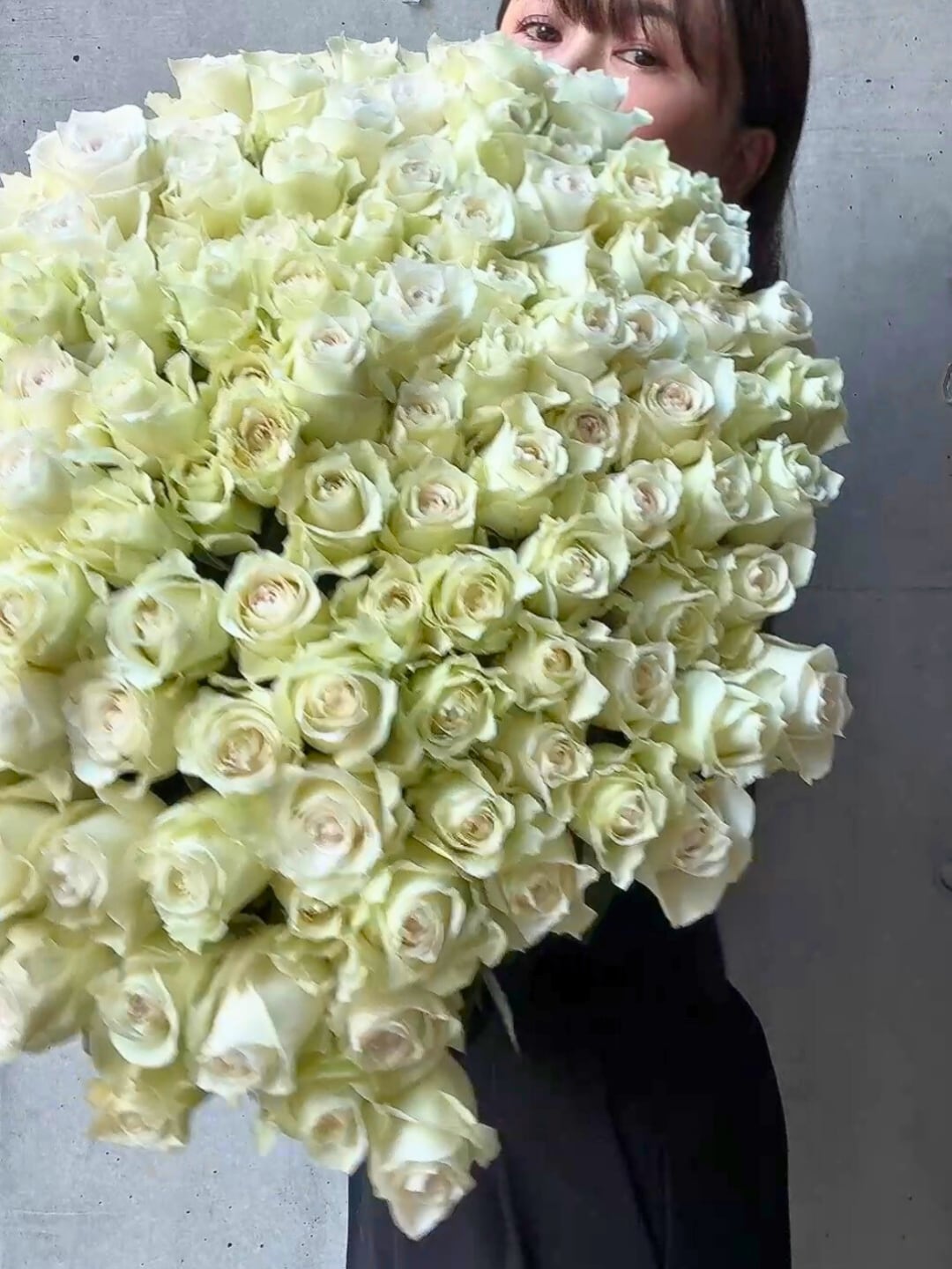 プロポーズ薔薇ブーケ101本