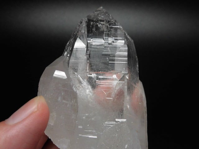 【送料無料】【高品質】神々の住む山　ガネーシュヒマール産水晶ポイント