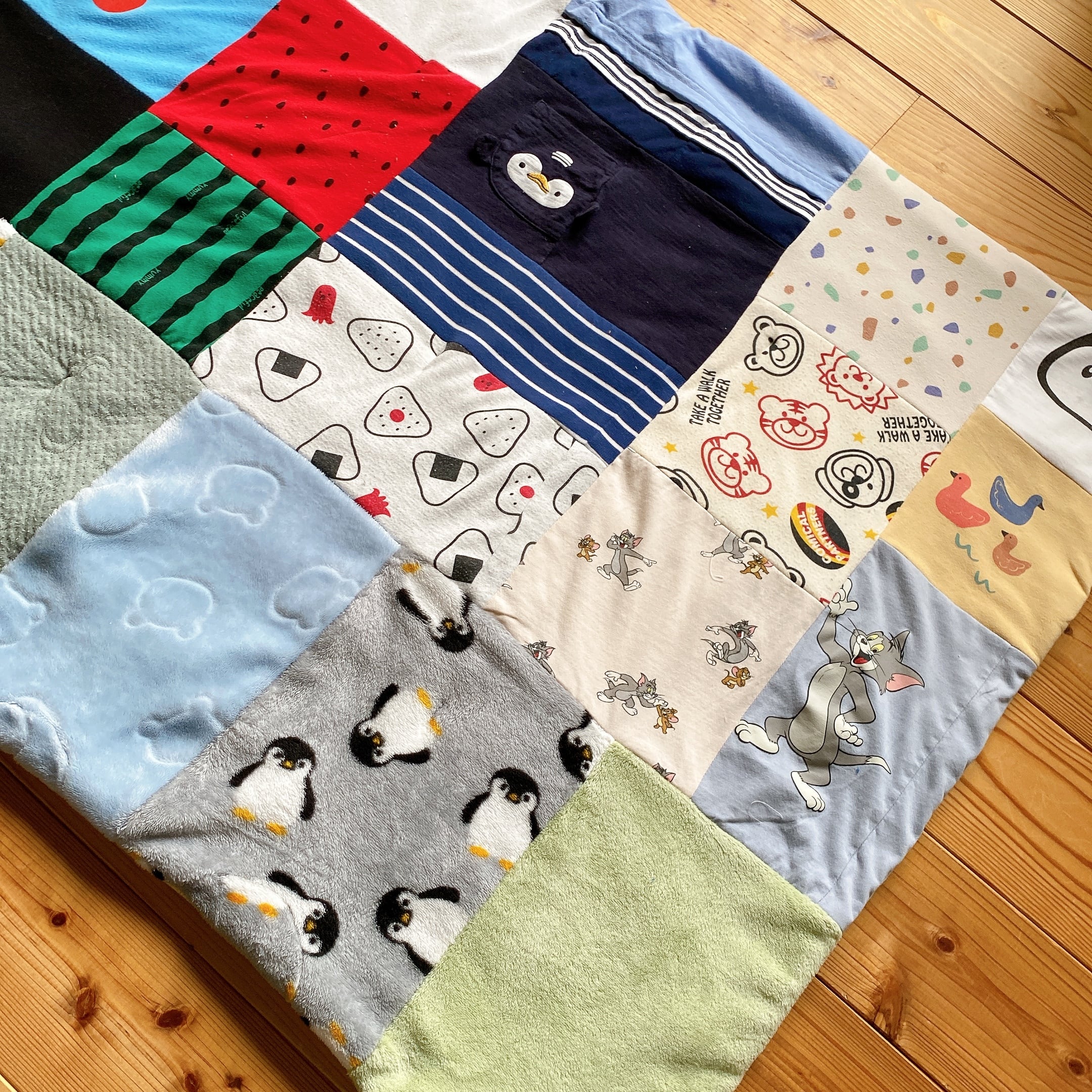 オーダーのお品】ベビー服リメイク（ブランケット＆ポーチ＆巾着
